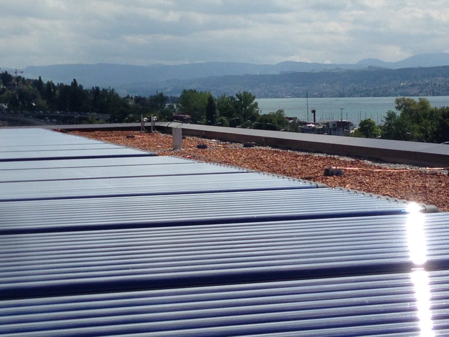 Solarthermieanlage für Gewerbeobjekt am Zürichsee